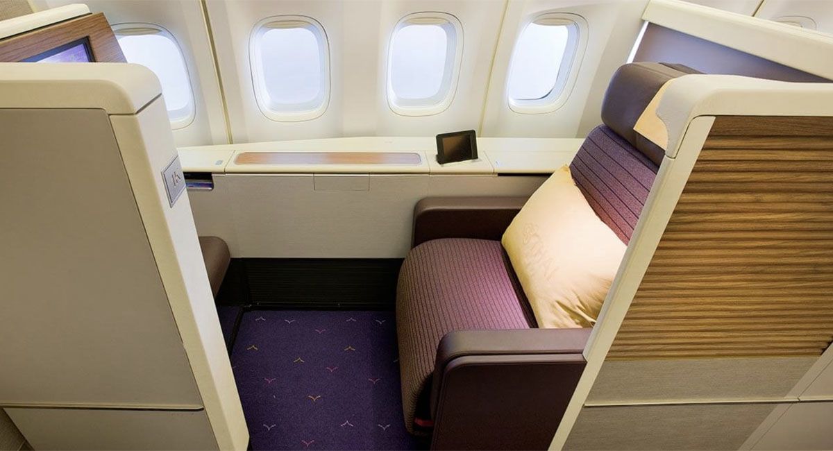 Review Thai Airways Boeing 747 Royal First Class Sydney Bangkok