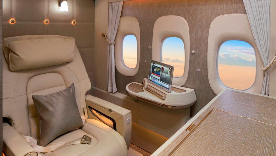Video Tour Review Emirates New Boeing 777 First Class Suites